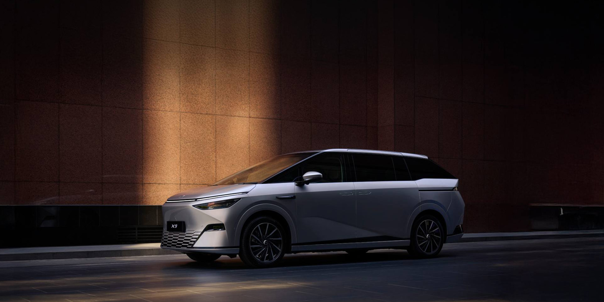 The XPENG X9 7-seater MPV